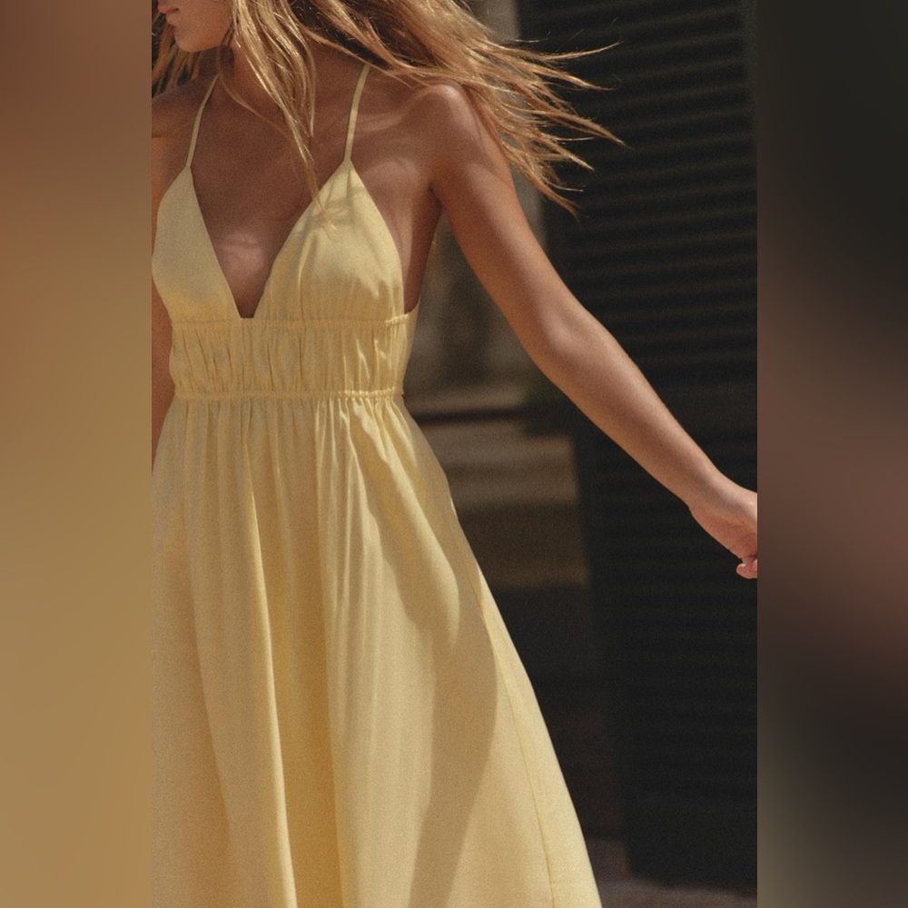 Zara NWT Yellow Flowy V Neck Halter Midi Summer Dress (Size XS) - Picture 2 of 10
